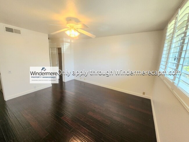 Building Photo - Halfplex Gem at River College Square- Available Now!