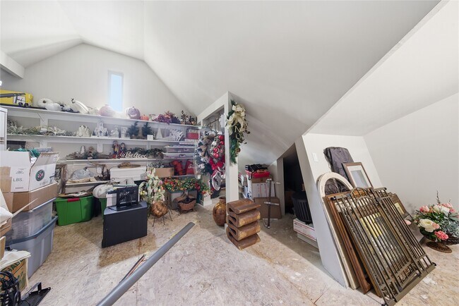 Building Photo - 24218 Calico Trace Ln