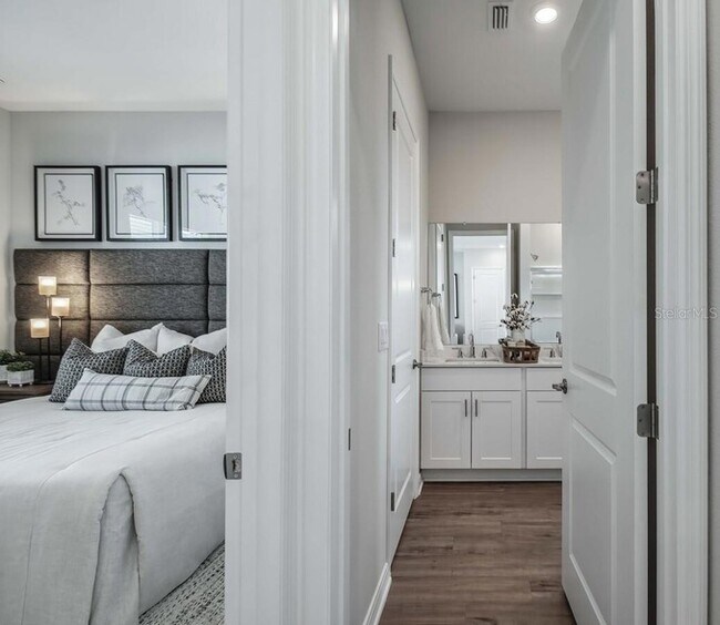 Building Photo - 3842 Shayelily Rd