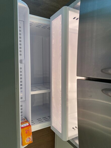 Multi compartment freezer storage - 504 Luther Rd