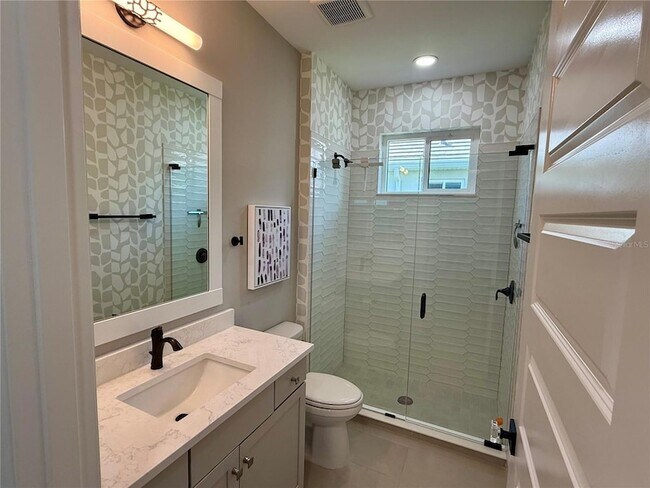 Building Photo - 1007 Waterline Ct