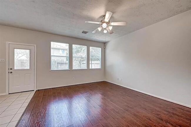 Building Photo - 25218 Boulder Bend Ln