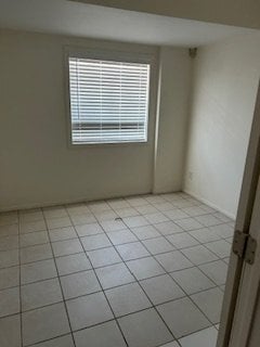 Building Photo - 39431 Bluffside Way