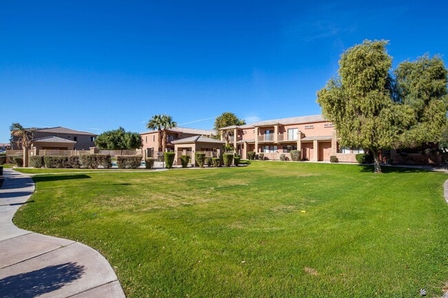 Building Photo - 3565 W 22nd St