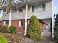 Building Photo - 1628 10th Avenue