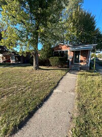 Building Photo - 29414 Marquette St