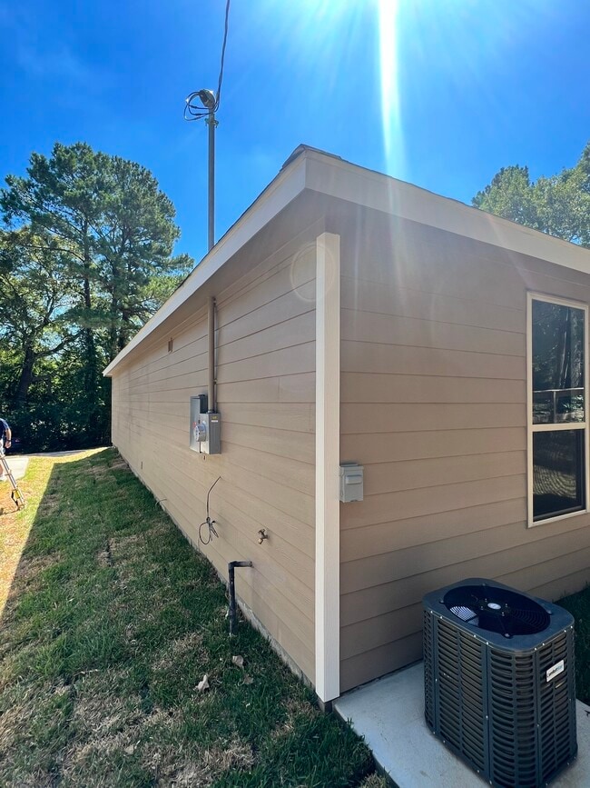 Building Photo - 11606 Vistawood St