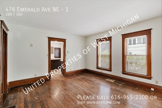 Building Photo - Available Now | 2 Bedroom 1 Bed Lower Leve...