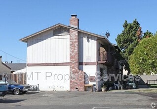 Building Photo - 8611 Acapulco Way