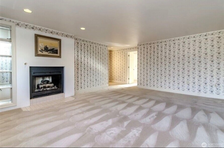 Building Photo - 8228 24th St Ct W