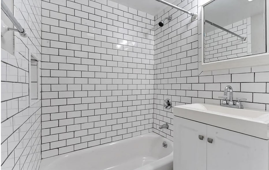 Building Photo - 1 Saint Charles St