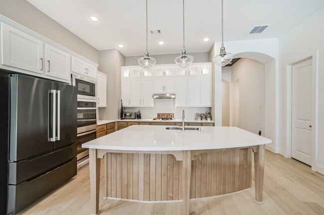 Building Photo - 16911 Lupine Mdw Ln