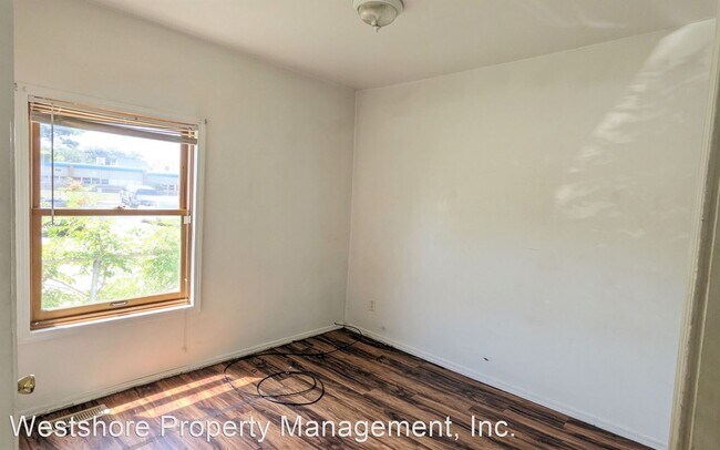 Building Photo - 2 br, 1 bath House - 174 McLaughlin Ave.