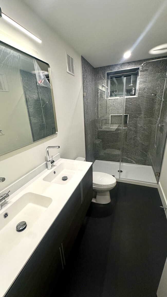 Master bathrom with double sink - 1644 Irving St NW