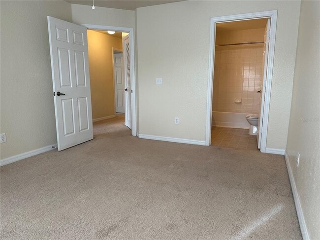 Building Photo - 4009 Venetian Bay Dr