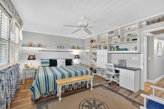 Building Photo - 2355 NE Ocean Blvd