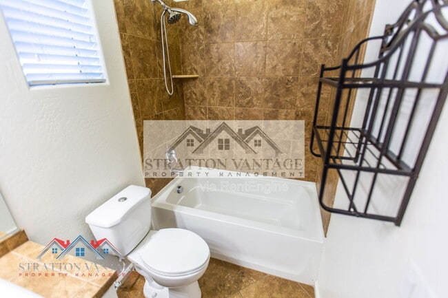 Building Photo - 7465 E Osage Ave