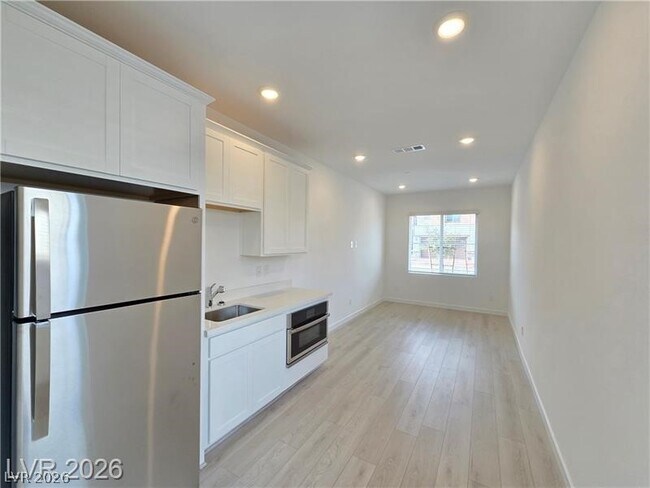 Building Photo - 530 Preston Crst St