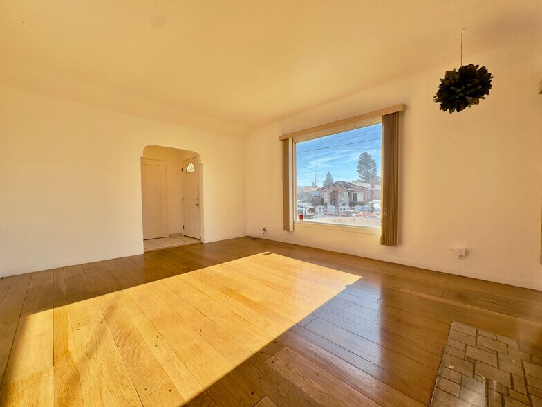 Building Photo - 2307 107th Ave