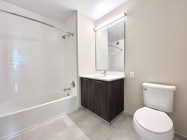 Building Photo - 1524 Sheepshead Bay Rd