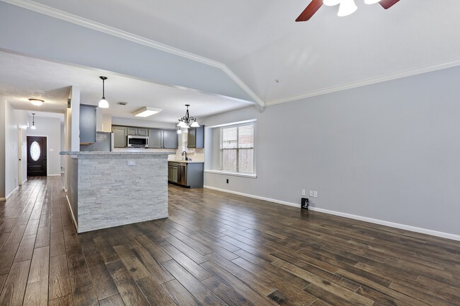 Building Photo - 21803 Whispering Forest Dr