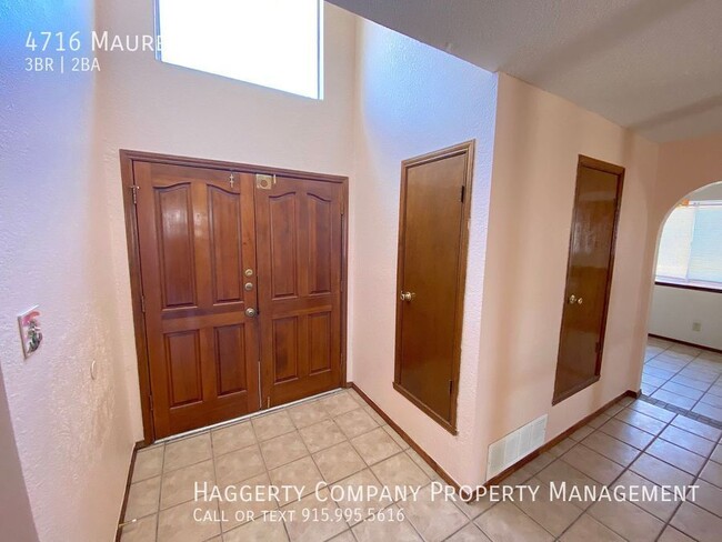 Building Photo - 4716 Maureen-