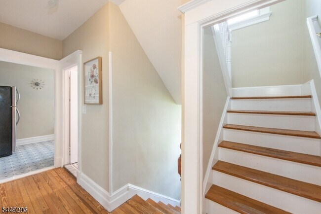 Building Photo - 34 Montclair Ave