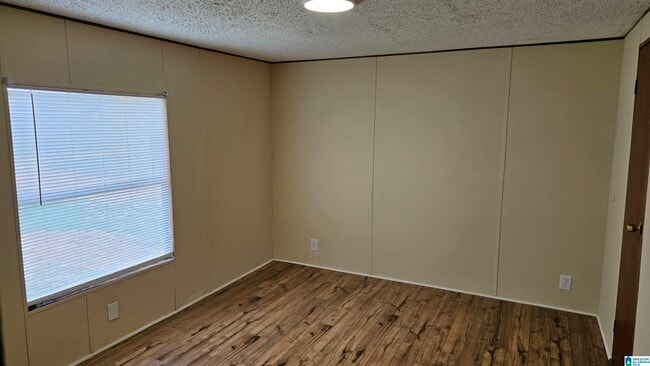 Building Photo - 11 Coosa Cv Ln