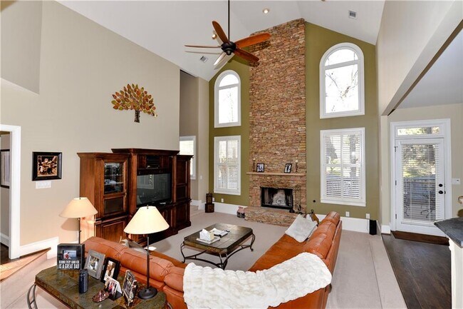 Building Photo - 265 Windsor Gate Cove NE