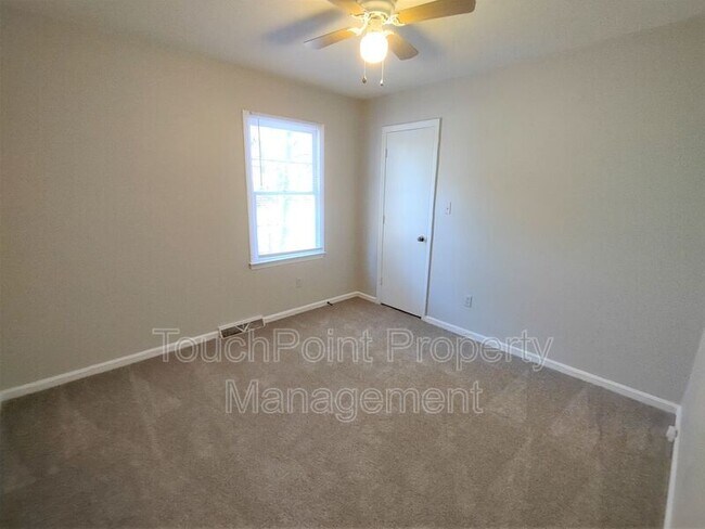 Building Photo - 5948 Deveron Dr