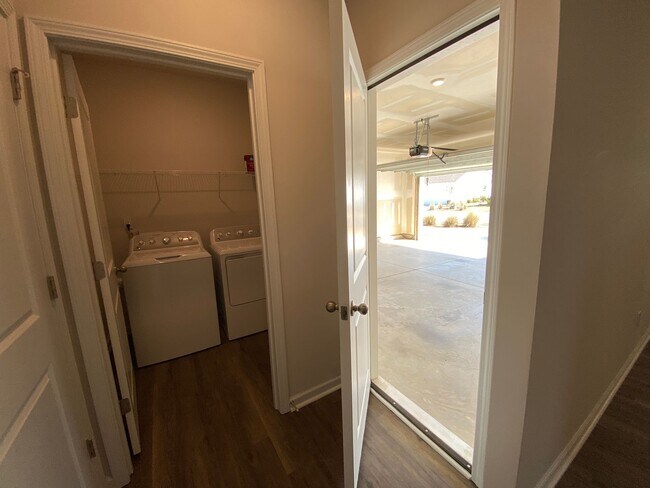 Building Photo - Brand new construction home in the desirable Brunswick Forest subdivision