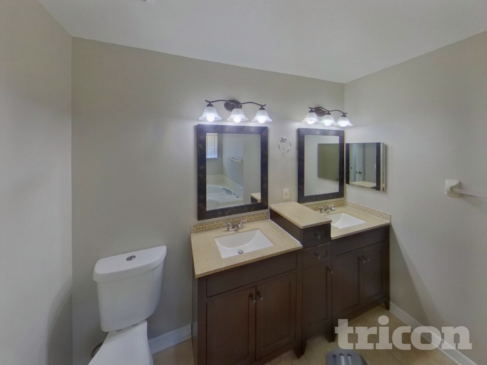 Building Photo - 5197 Brickell Dr