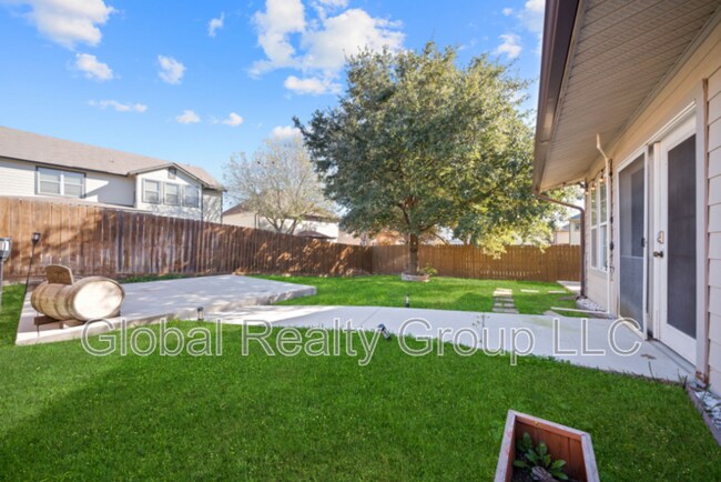 Building Photo - 11016 Forest Shower