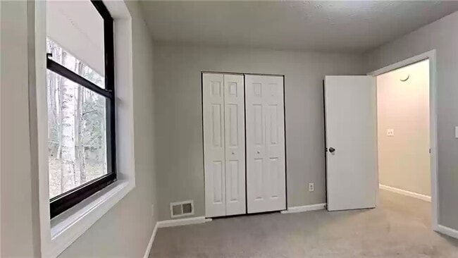 Building Photo - 1386 Williamsburg Ln