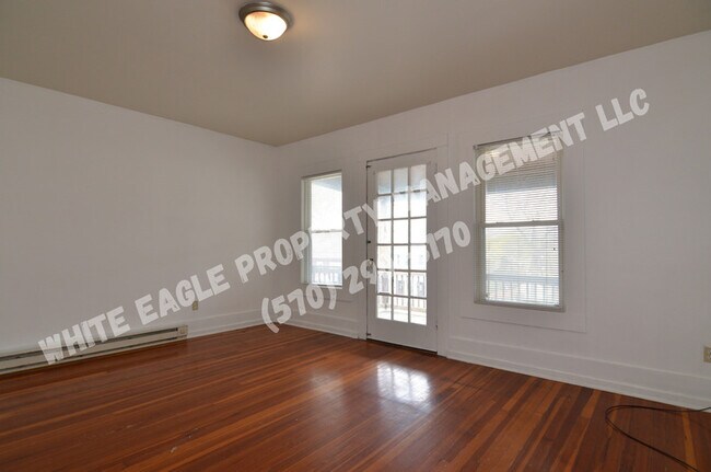 Building Photo - 738 Harrison Ave