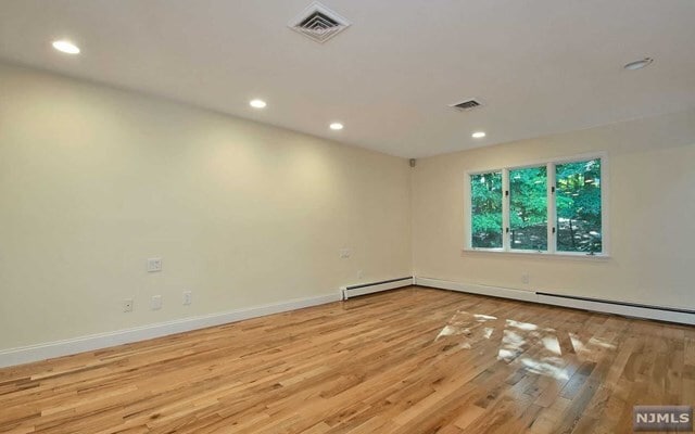 Building Photo - 8 Deborah Ct