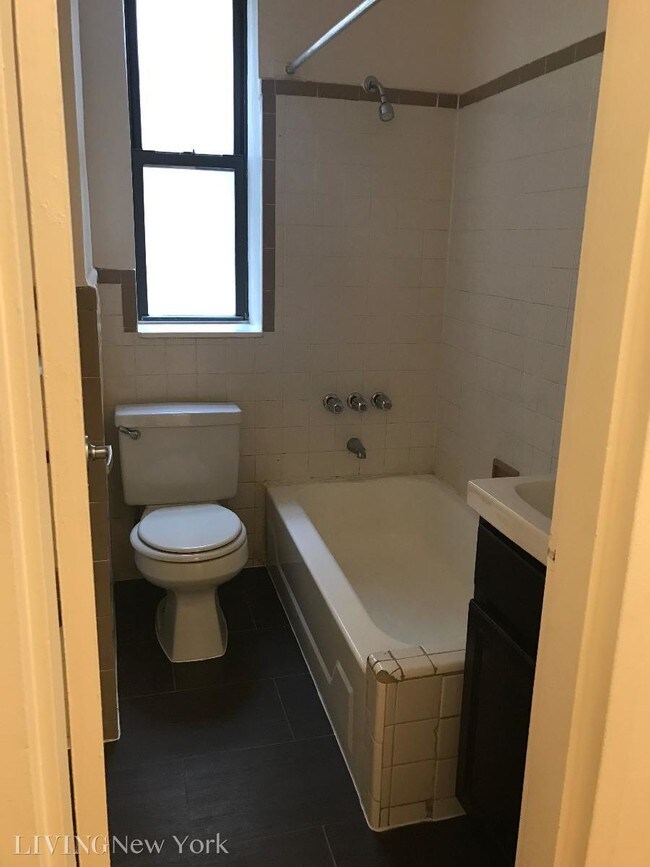 Building Photo - 510 Amsterdam Ave