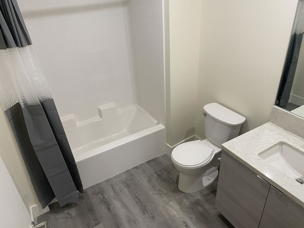 662 Kelton AVenue, Westwood, CA 90024 - Bathroom - 662 Kelton Ave