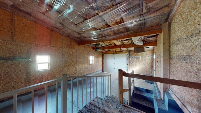 Building Photo - ALL UTILITES PAID COUNTY HOME IN PLYMOUTH-SHILOH SCHOOLS