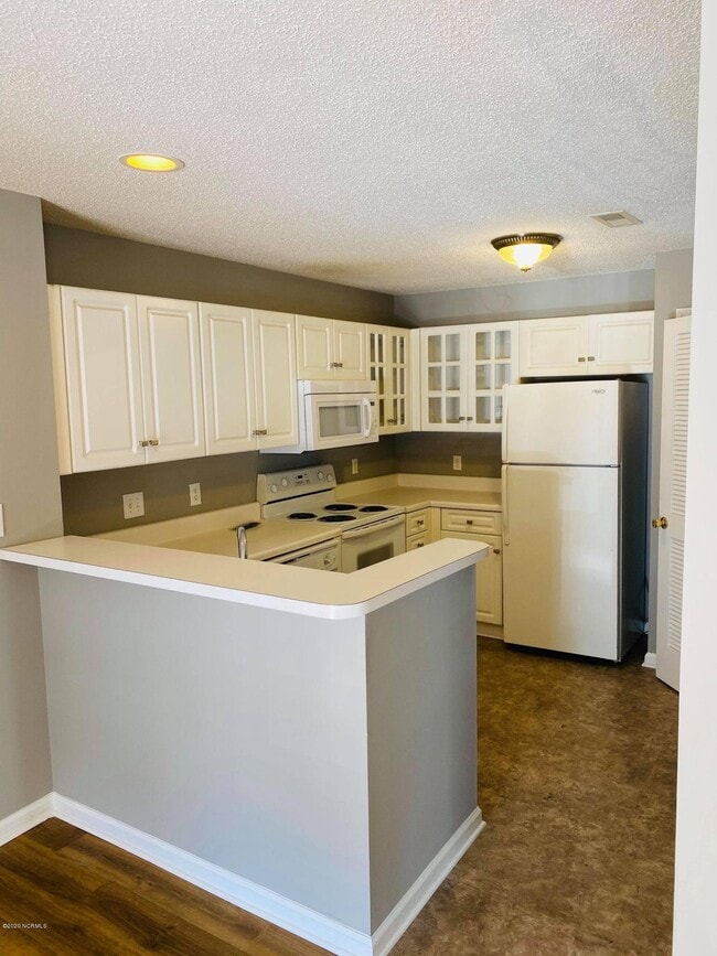 Building Photo - 3306 Mulberry Ln