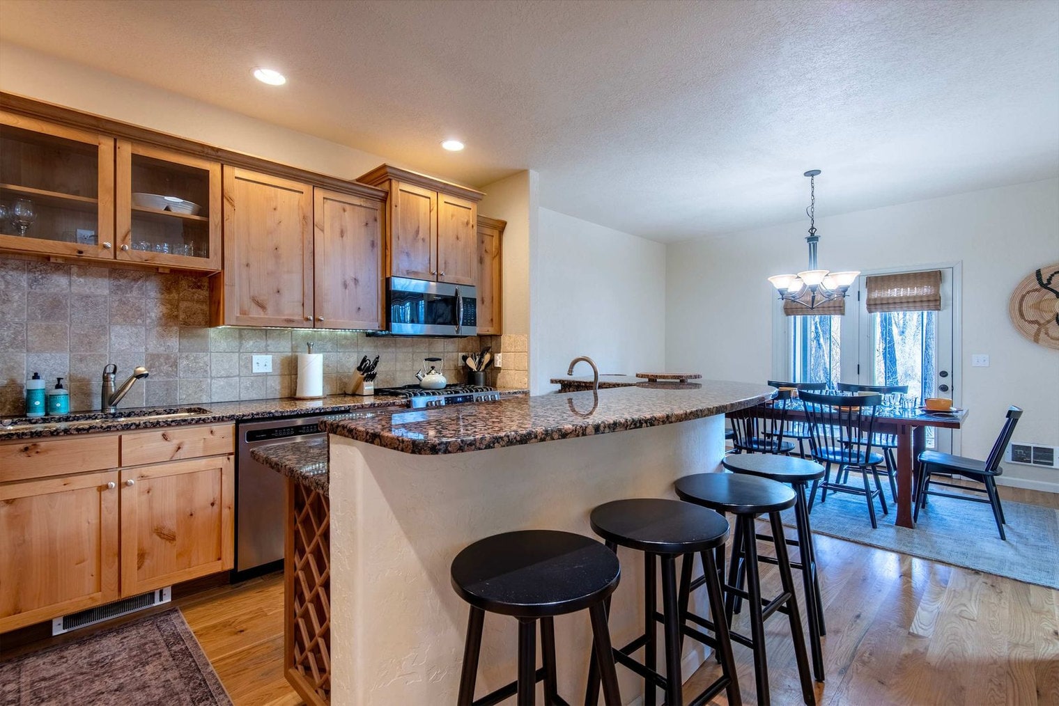 Building Photo - 129 Cobble Creek Ln