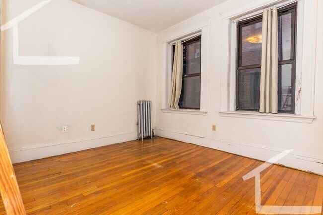 Building Photo - 1258 Commonwealth Ave