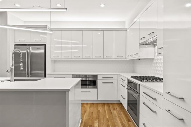 Building Photo - 3344 Miro Pl