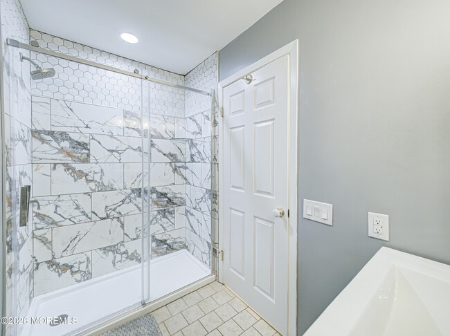 Building Photo - 29A Birchwood Dr