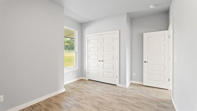 Building Photo - 17859 Salem Rd