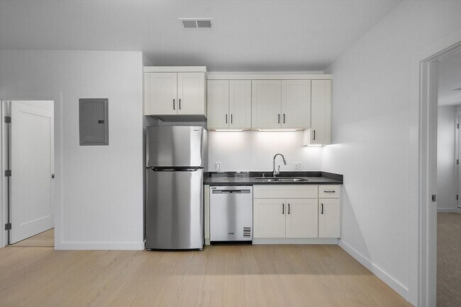 Building Photo - 1531 Lafayette St