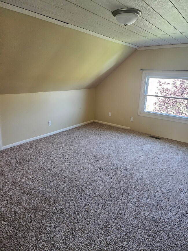 Building Photo - 12312 Black Rd