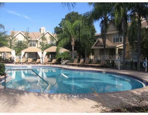 Building Photo - 828 Grand Regency Pointe
