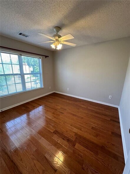 Building Photo - 500 Stambridge Ct