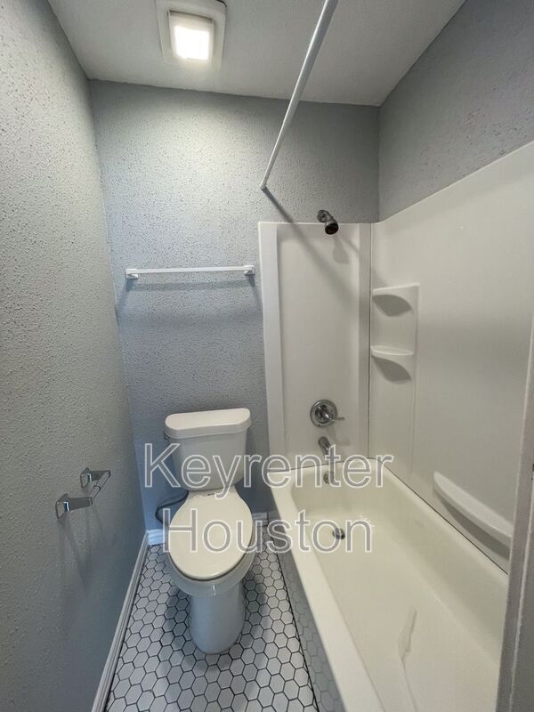 Building Photo - 12607 Ashford Meadow Dr